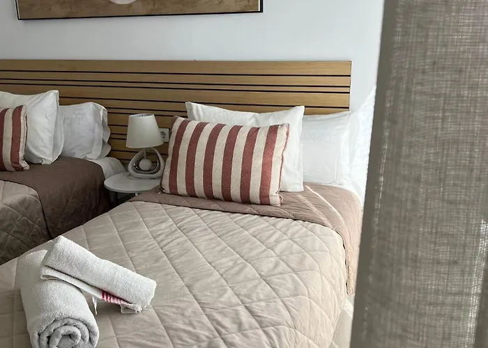 Paradise In 푸엔히롤라